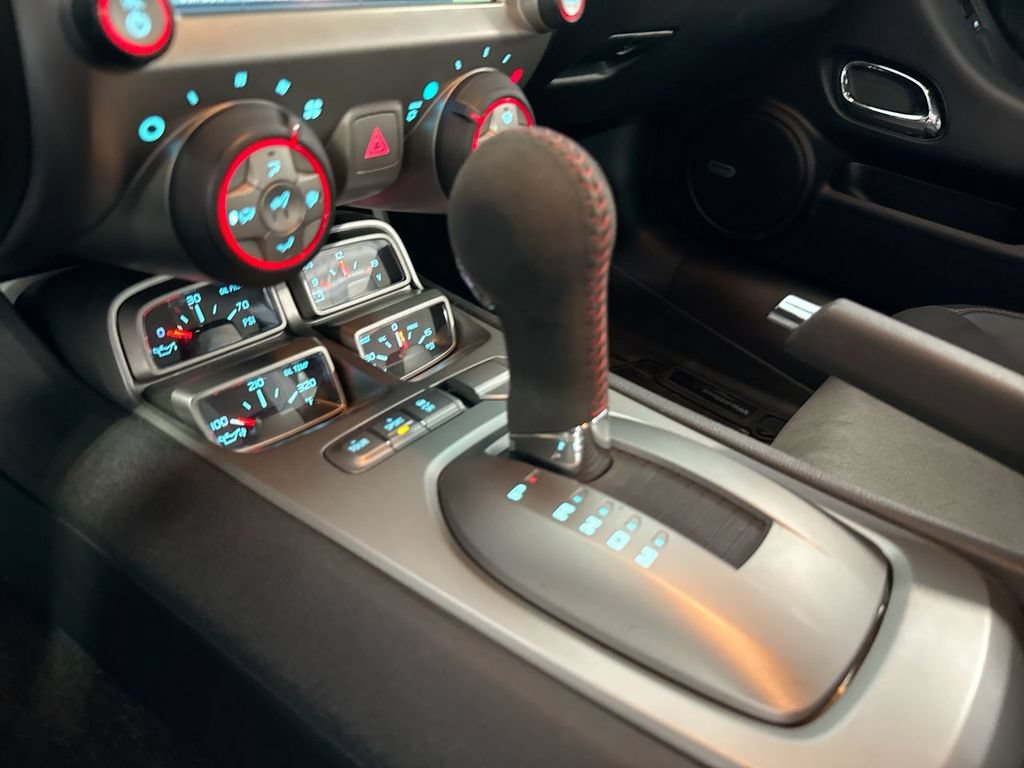 Used 2015 Chevrolet Camaro ZL1 RWD image 13