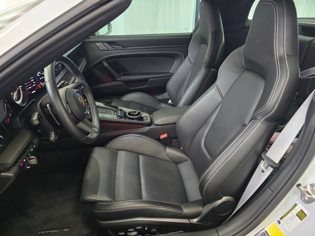 Certified 2023 Porsche 911 Targa 4 GTS image 5