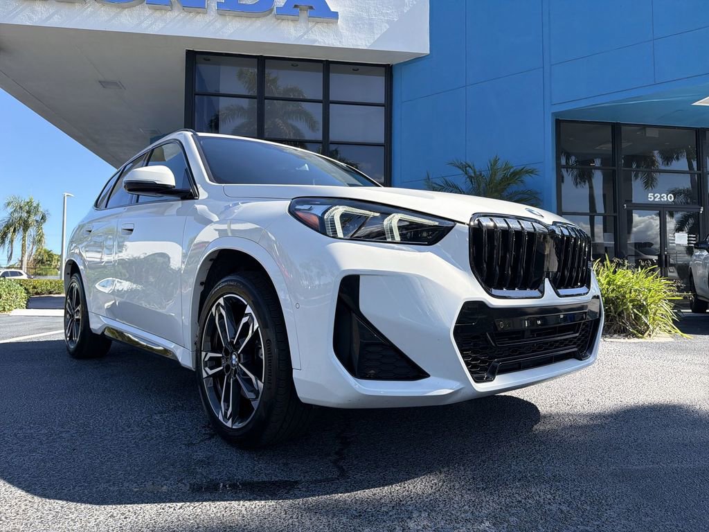 Used 2024 BMW X1 xDrive28i w/ M Sport Package image 18