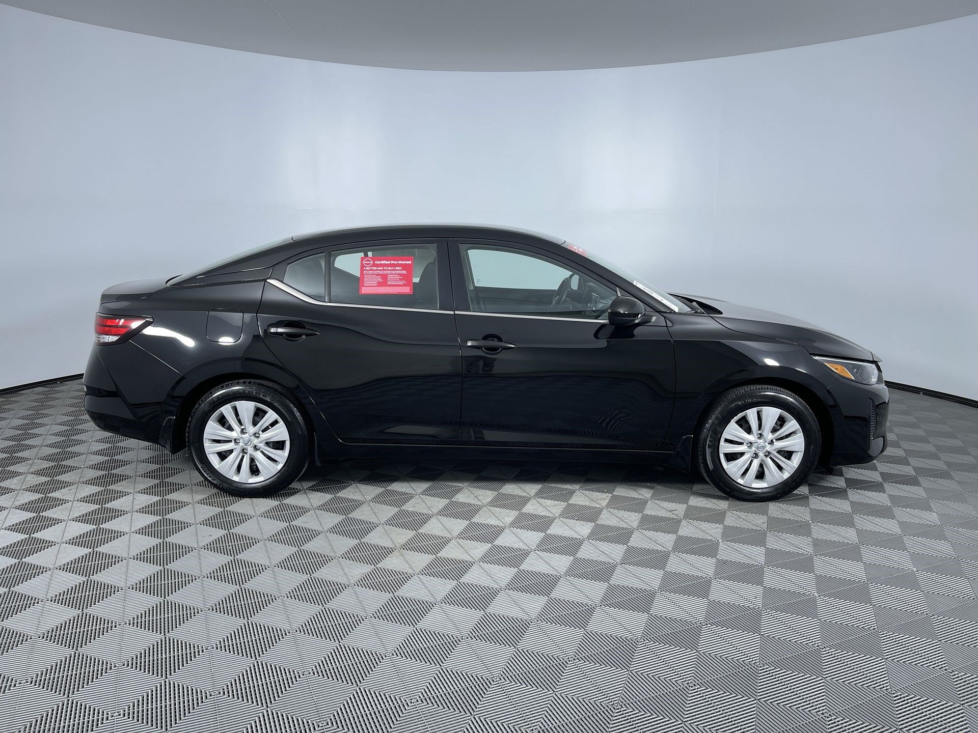 Certified 2025 Nissan Sentra S FWD image 10