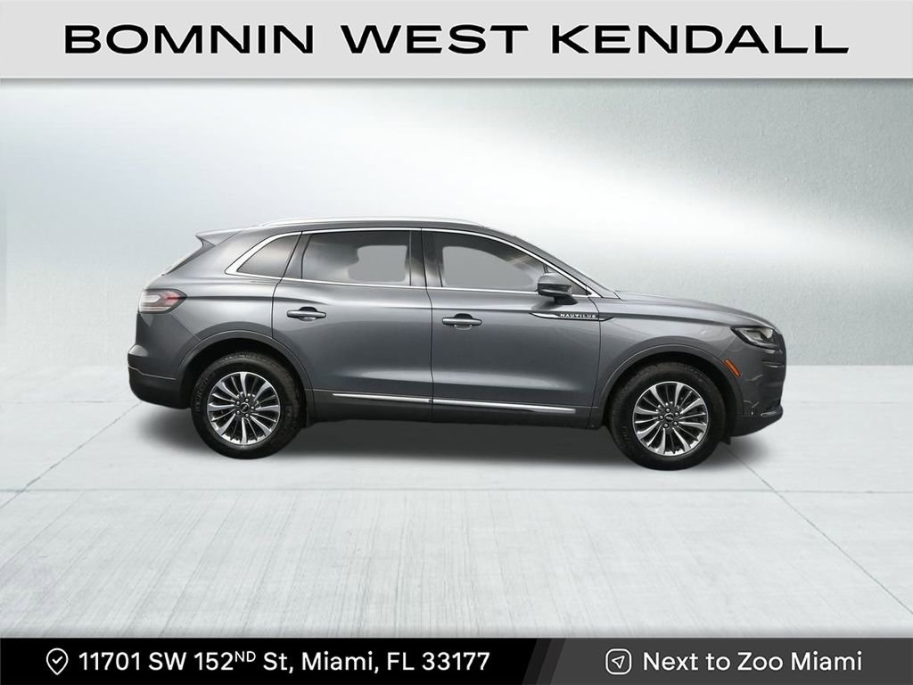 Used 2023 Lincoln Nautilus AWD w/ Premium Package image 6