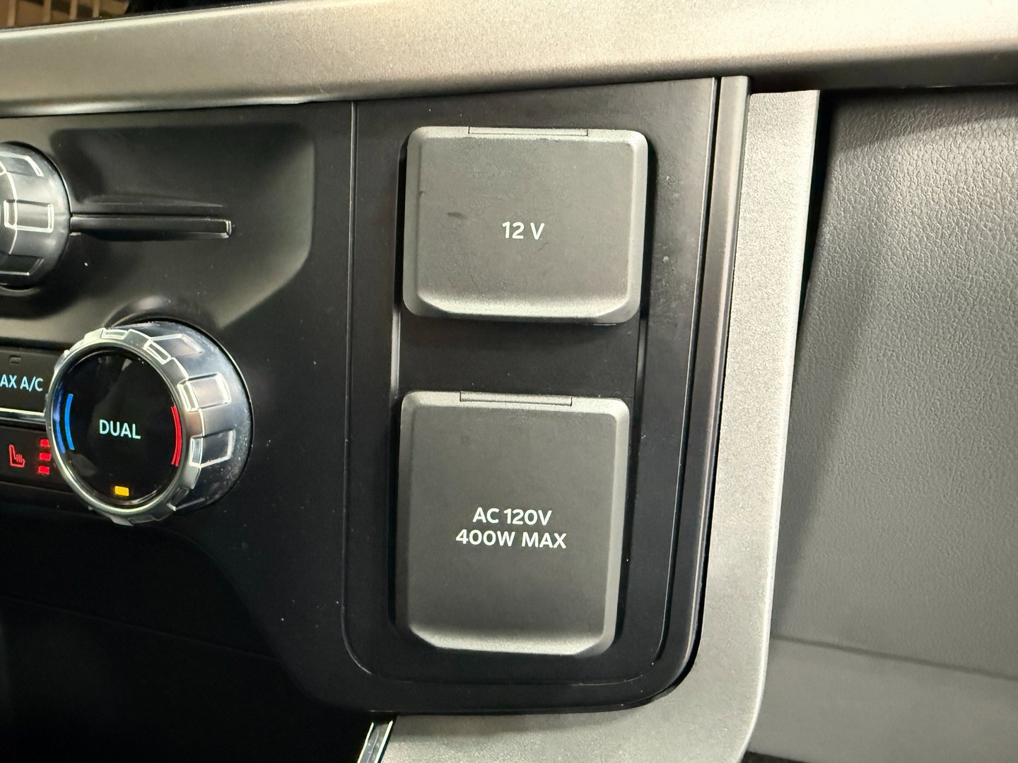 Used 2024 Ford F150 XLT w/ Equipment Group 302A MID image 33