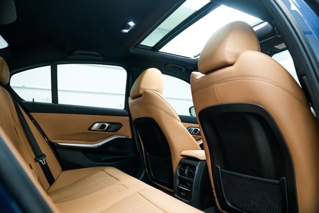 Used 2023 BMW 330i xDrive Sedan w/ Premium Package image 23