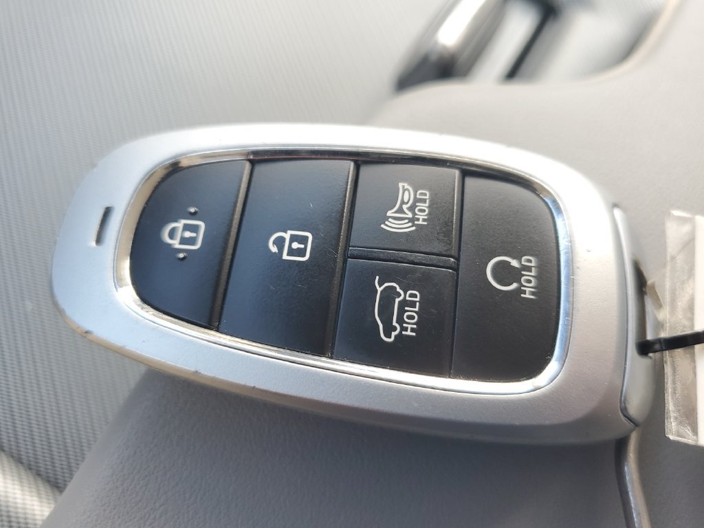 Used 2025 Hyundai Palisade SEL FWD image 24