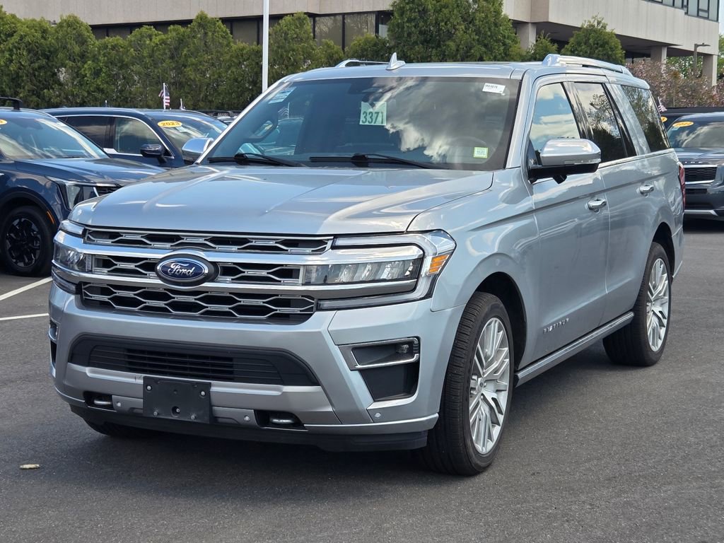 Used 2023 Ford Expedition Platinum AWD/4WD image 7