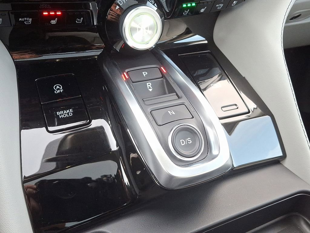 Used 2025 Acura MDX w/ Advance Package image 16