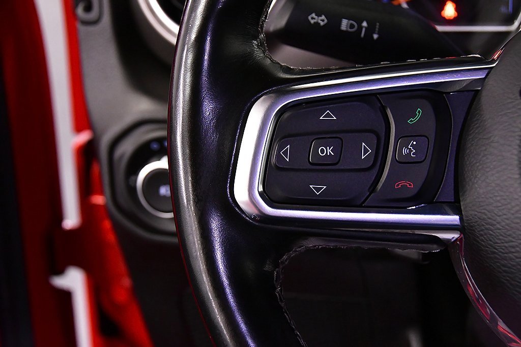 Used 2022 Jeep Wrangler Unlimited Sahara w/ Dual Top Group image 17