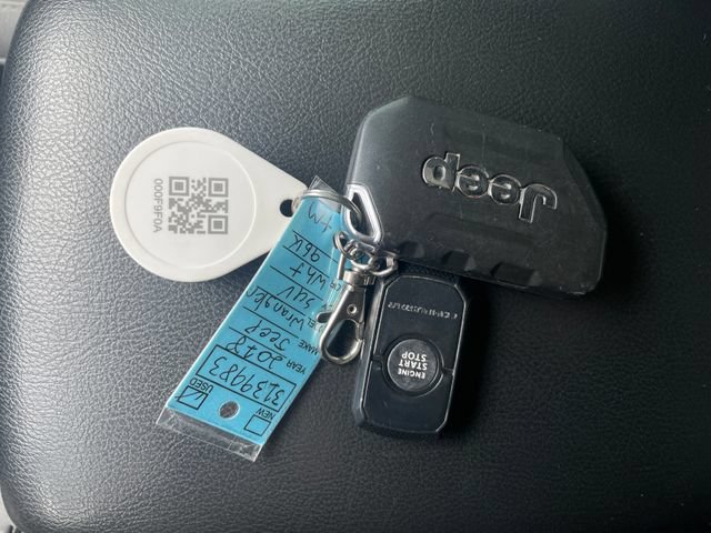 Used 2018 Jeep Wrangler Unlimited Sport AWD/4WD image 18