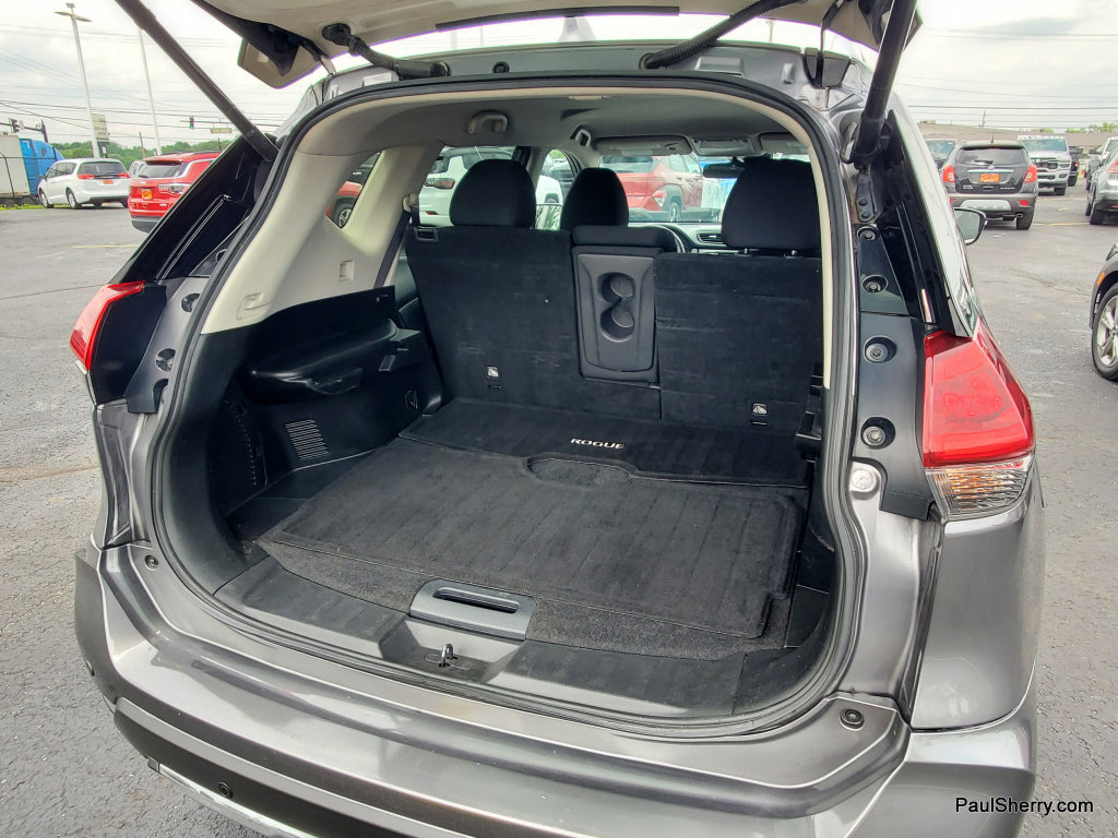 Used 2020 Nissan Rogue SV AWD/4WD image 13