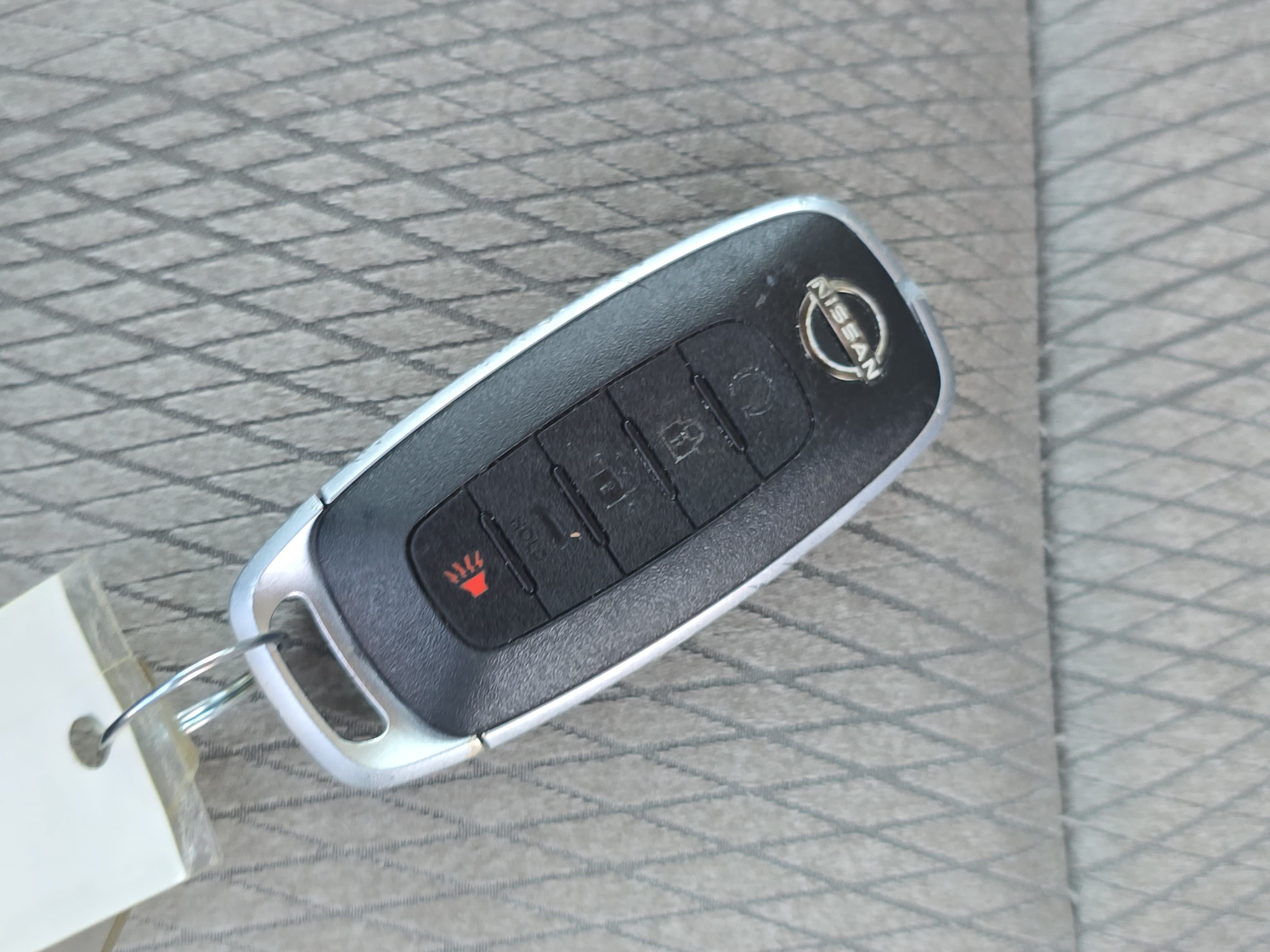 Used 2025 Nissan Rogue SV AWD/4WD image 35