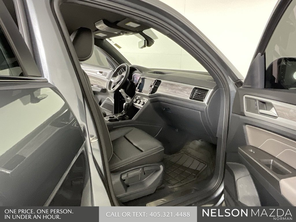 Used 2023 Volkswagen Atlas Cross Sport SE image 14