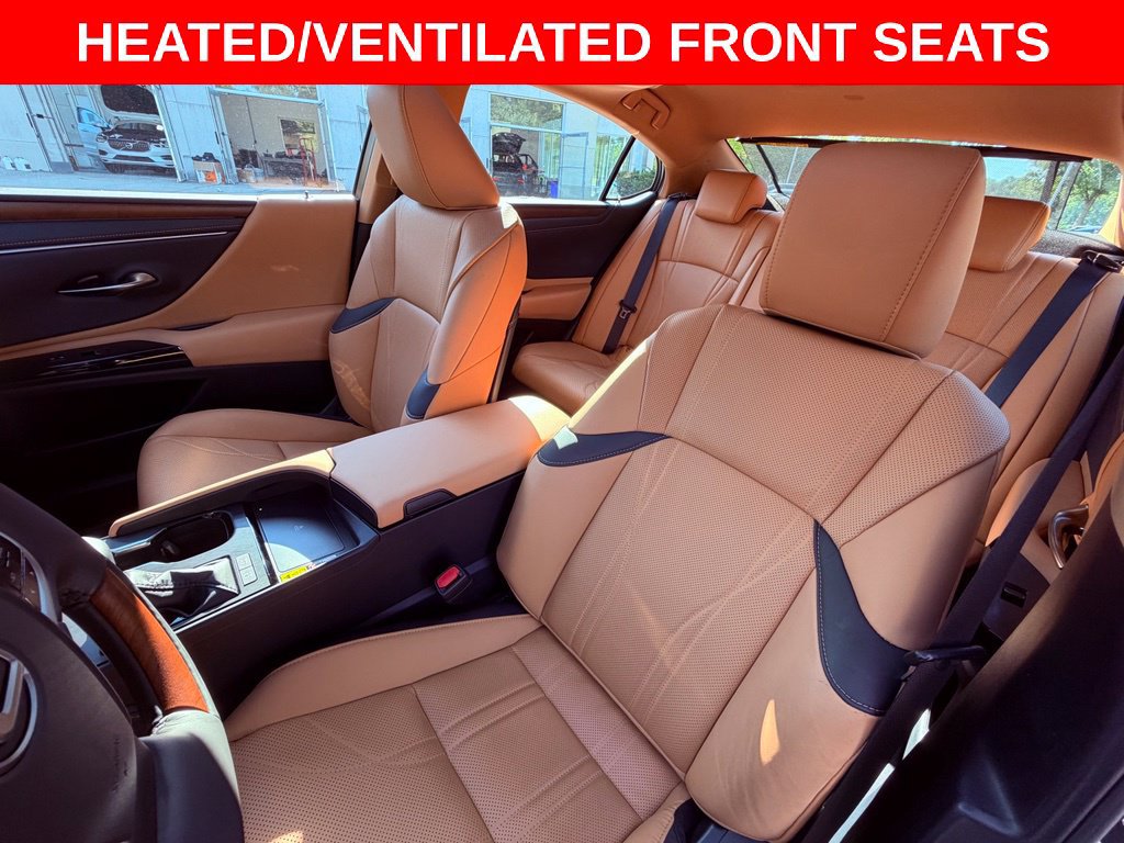 Certified 2025 Lexus ES 300h w/ Luxury Package FWD image 15