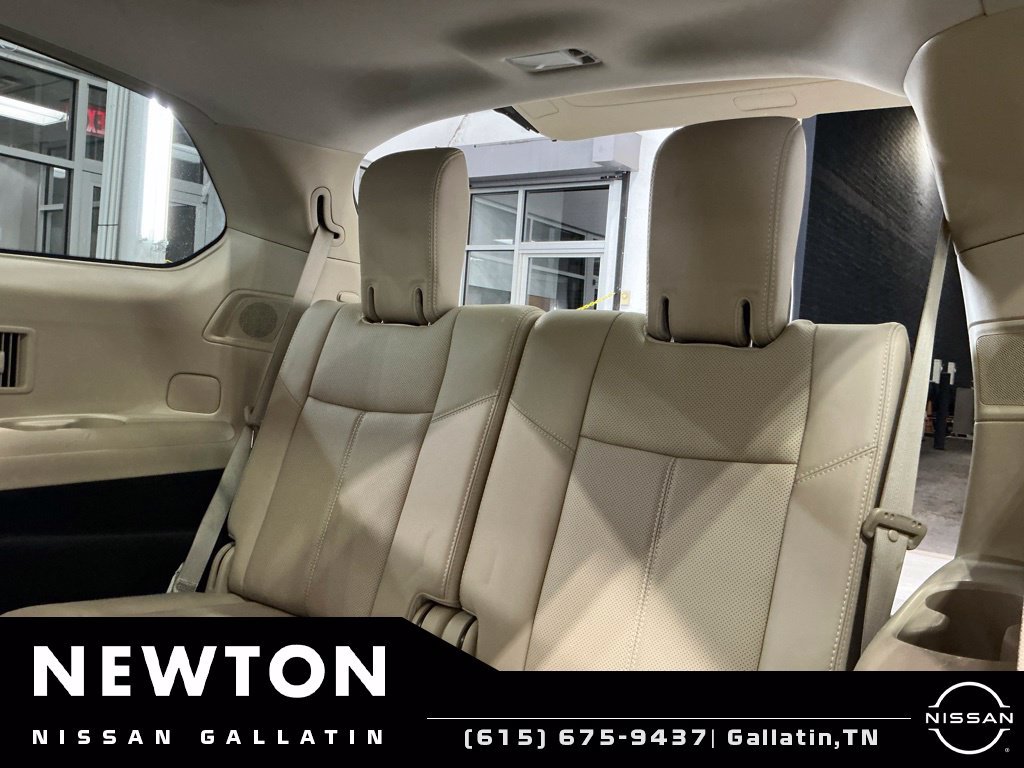 Used 2019 Nissan Pathfinder Platinum FWD image 24