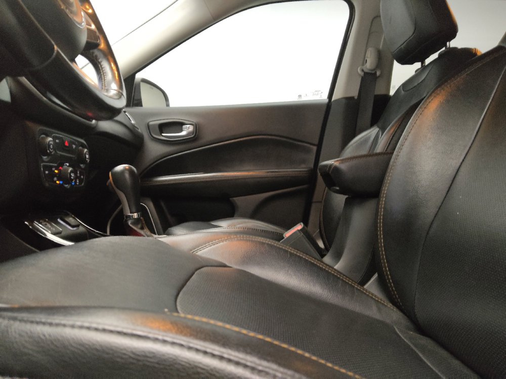 Used 2020 Jeep Compass Limited FWD image 17