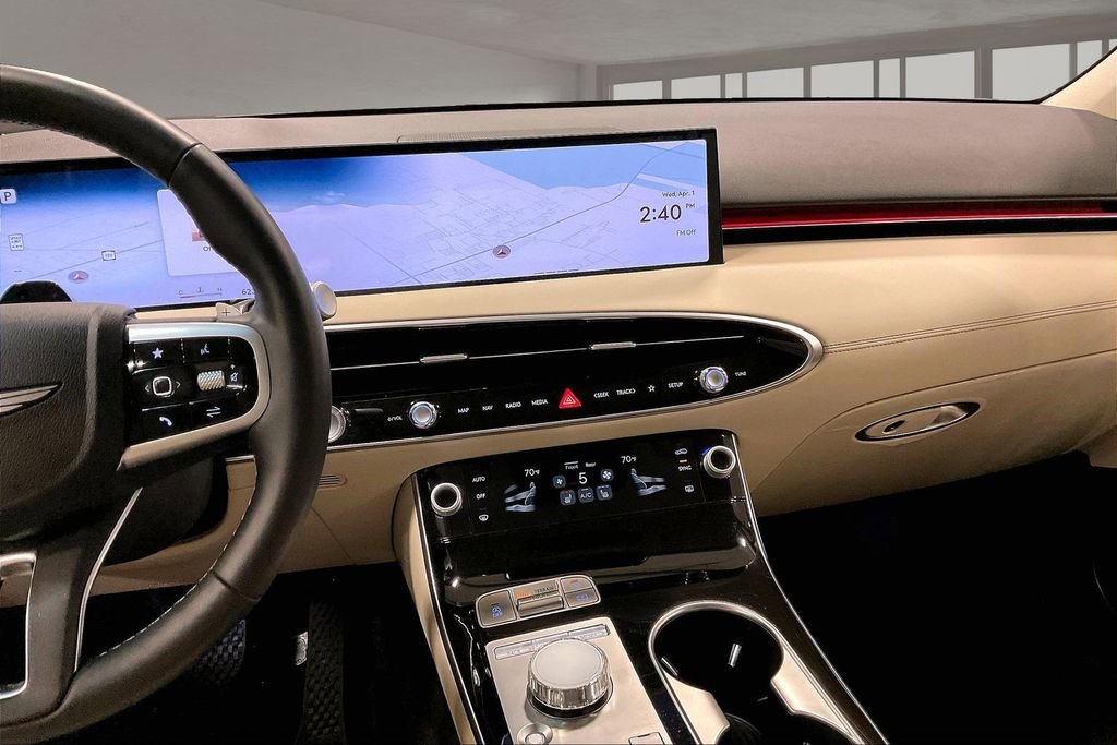 Used 2026 Genesis GV70 2.5T image 9