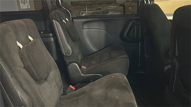 Used 2015 Dodge Grand Caravan SE w/ Quick Order Package 29E SE image 14