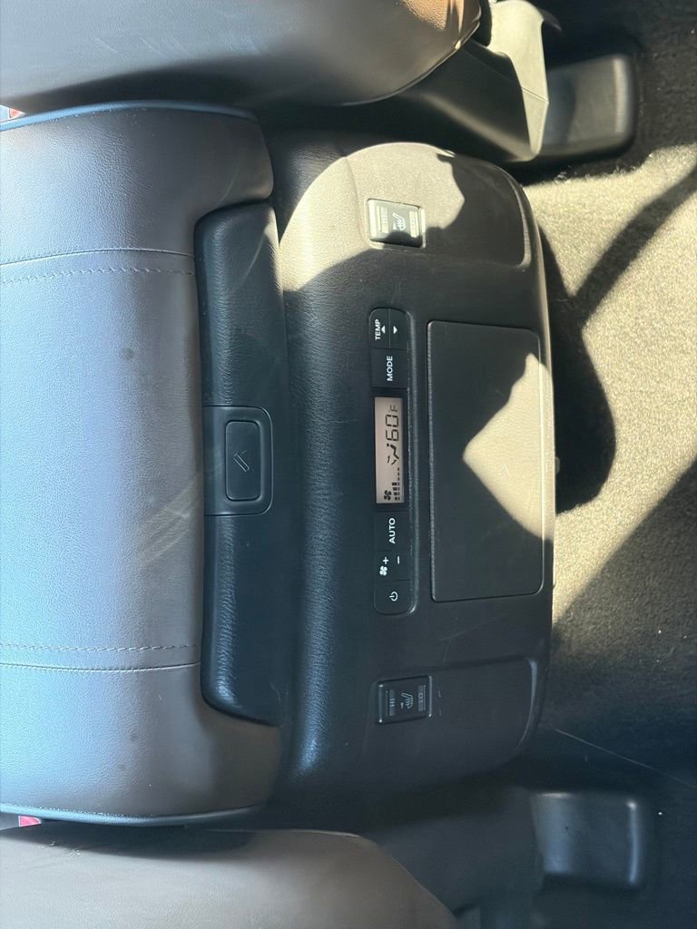 Certified 2023 Nissan Armada Platinum w/ Captain's Chairs Package image 26