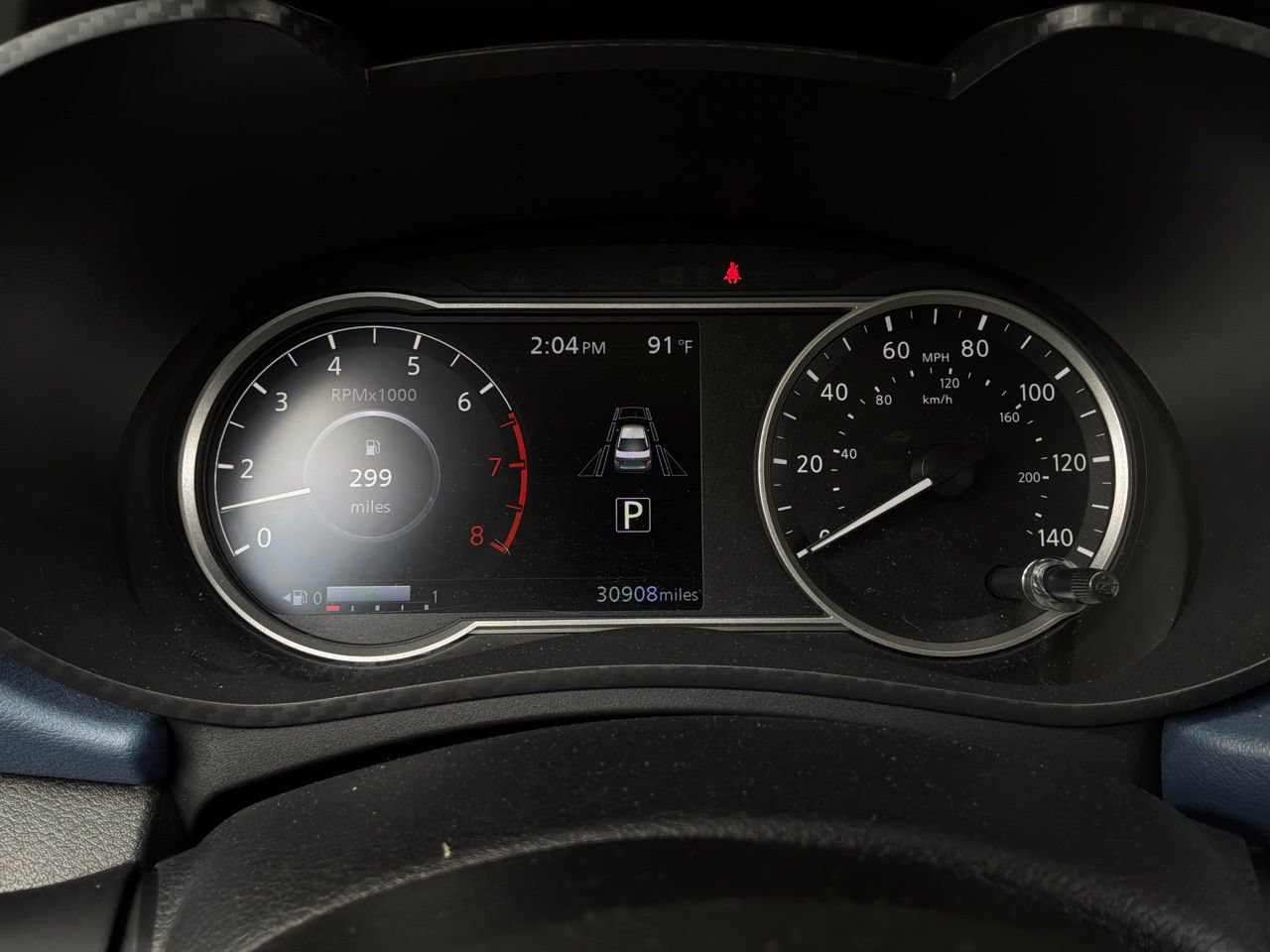 Used 2025 Nissan Versa SV FWD image 33