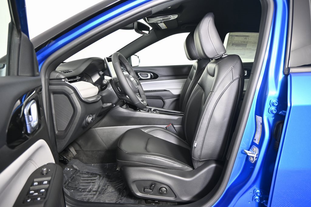 New 2026 Jeep Compass Limited w/ Mopar All Weather Package image 21