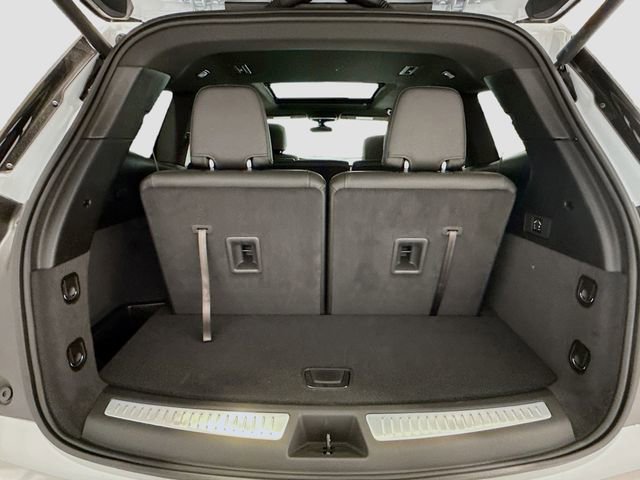 New 2025 Cadillac XT6 Luxury image 22