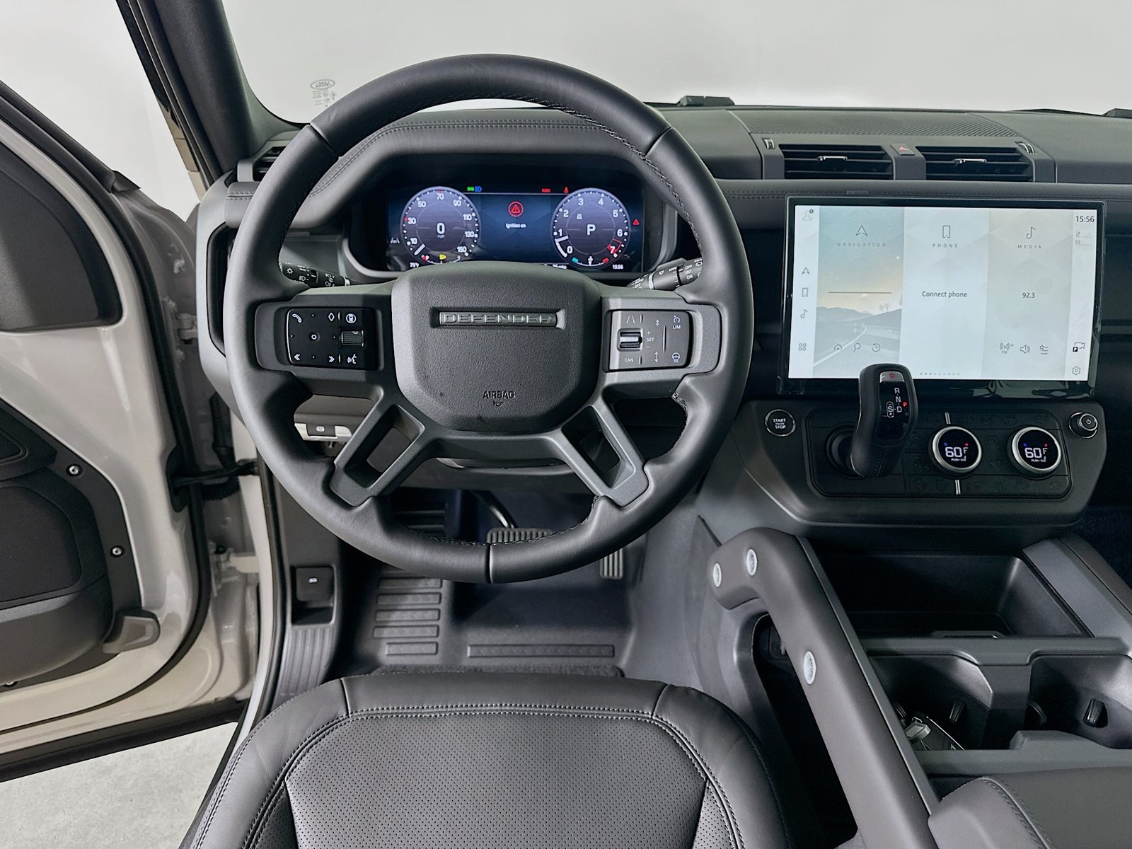 New 2026 Land Rover Defender 130 X-Dynamic SE AWD/4WD image 16