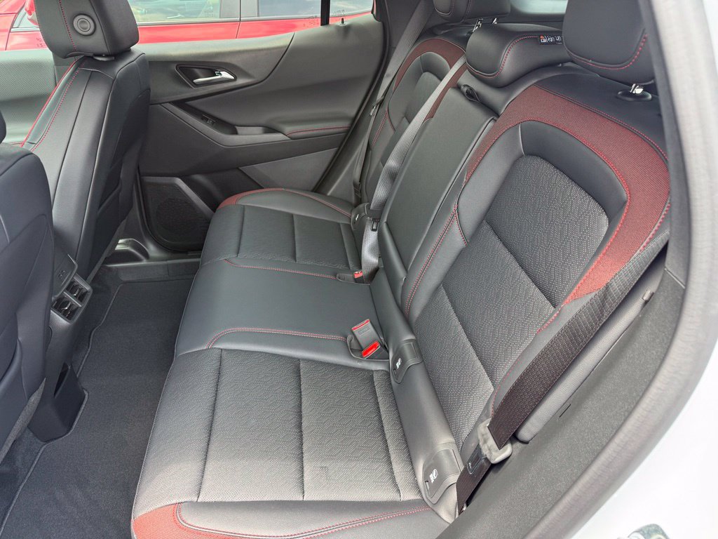 New 2027 Chevrolet Equinox RS FWD image 15