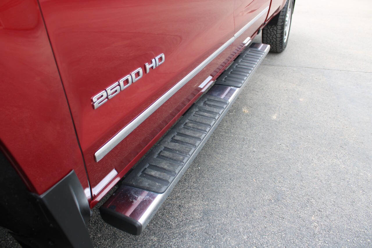 Used 2019 Chevrolet Silverado 2500 LTZ w/ Duramax Plus Package image 11