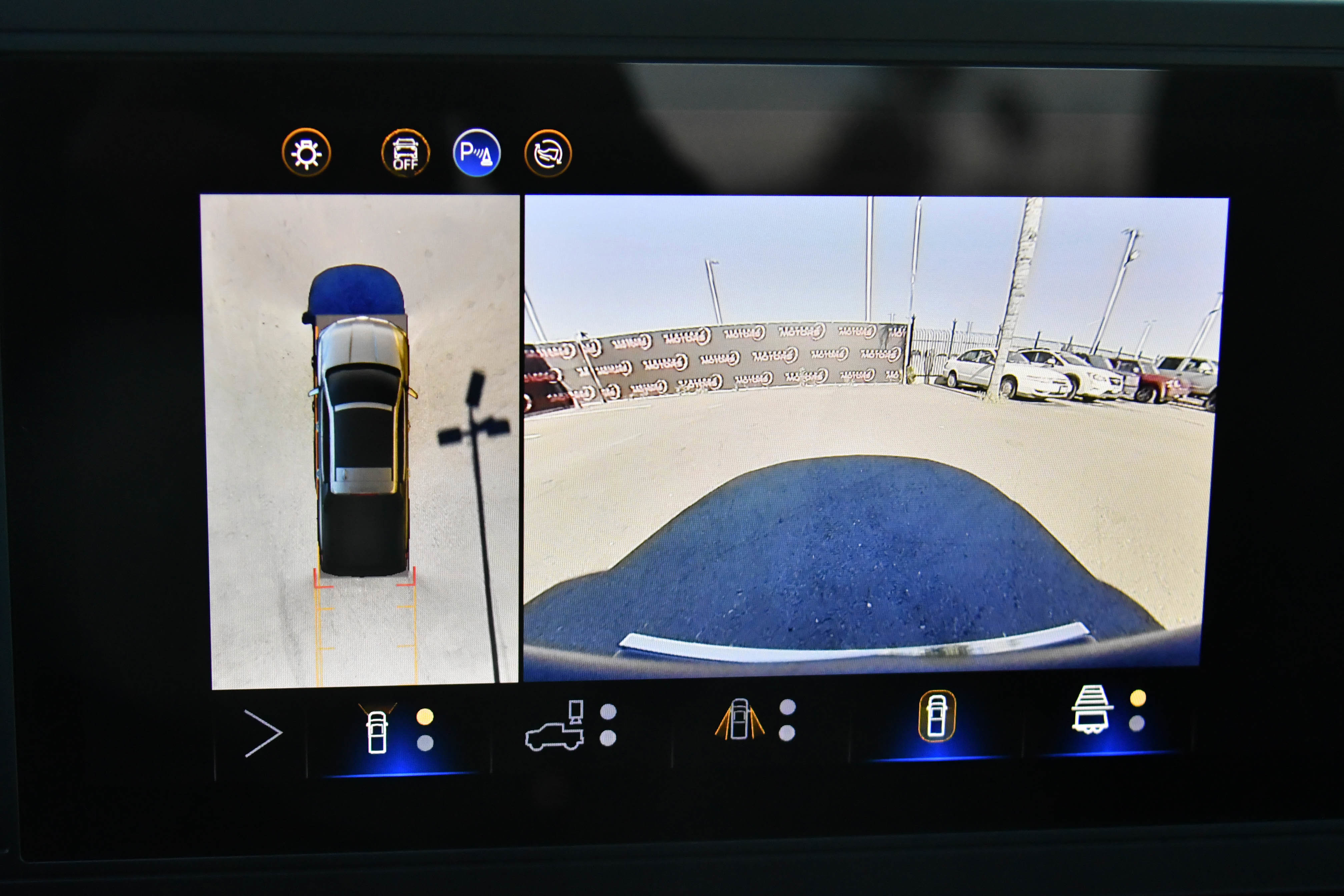 Used 2024 Chevrolet Silverado EV W/T image 18