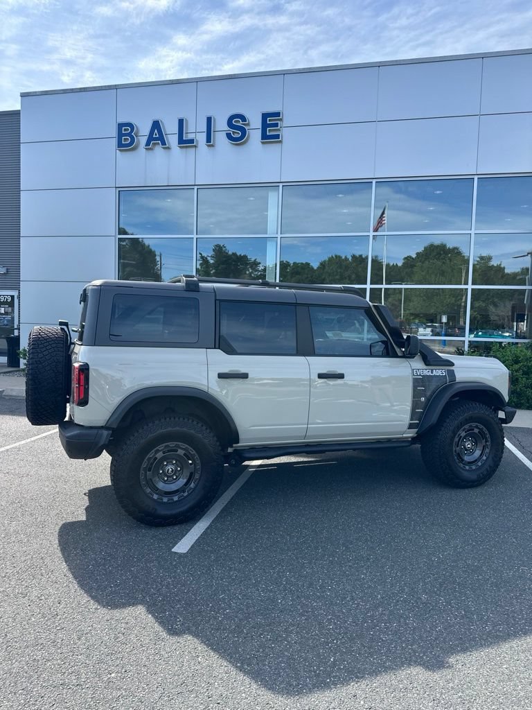Used 2022 Ford Bronco Everglades AWD/4WD image 5