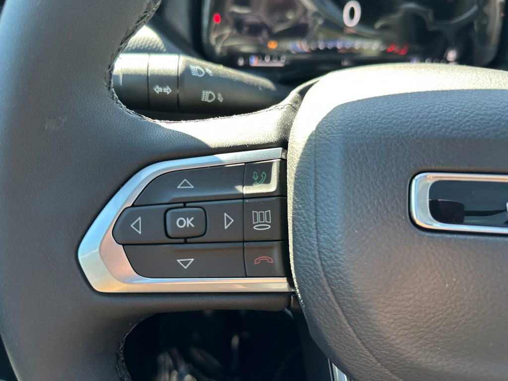 New 2026 Jeep Compass Limited w/ Sun, Sound & Navigation Group AWD/4WD image 25