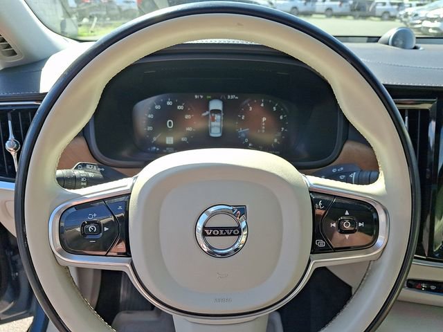 Used 2017 Volvo S90 T6 Inscription w/ Vision Package image 20