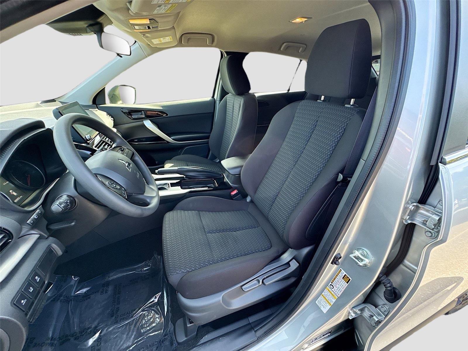 New 2026 Mitsubishi Eclipse Cross LE AWD/4WD image 19