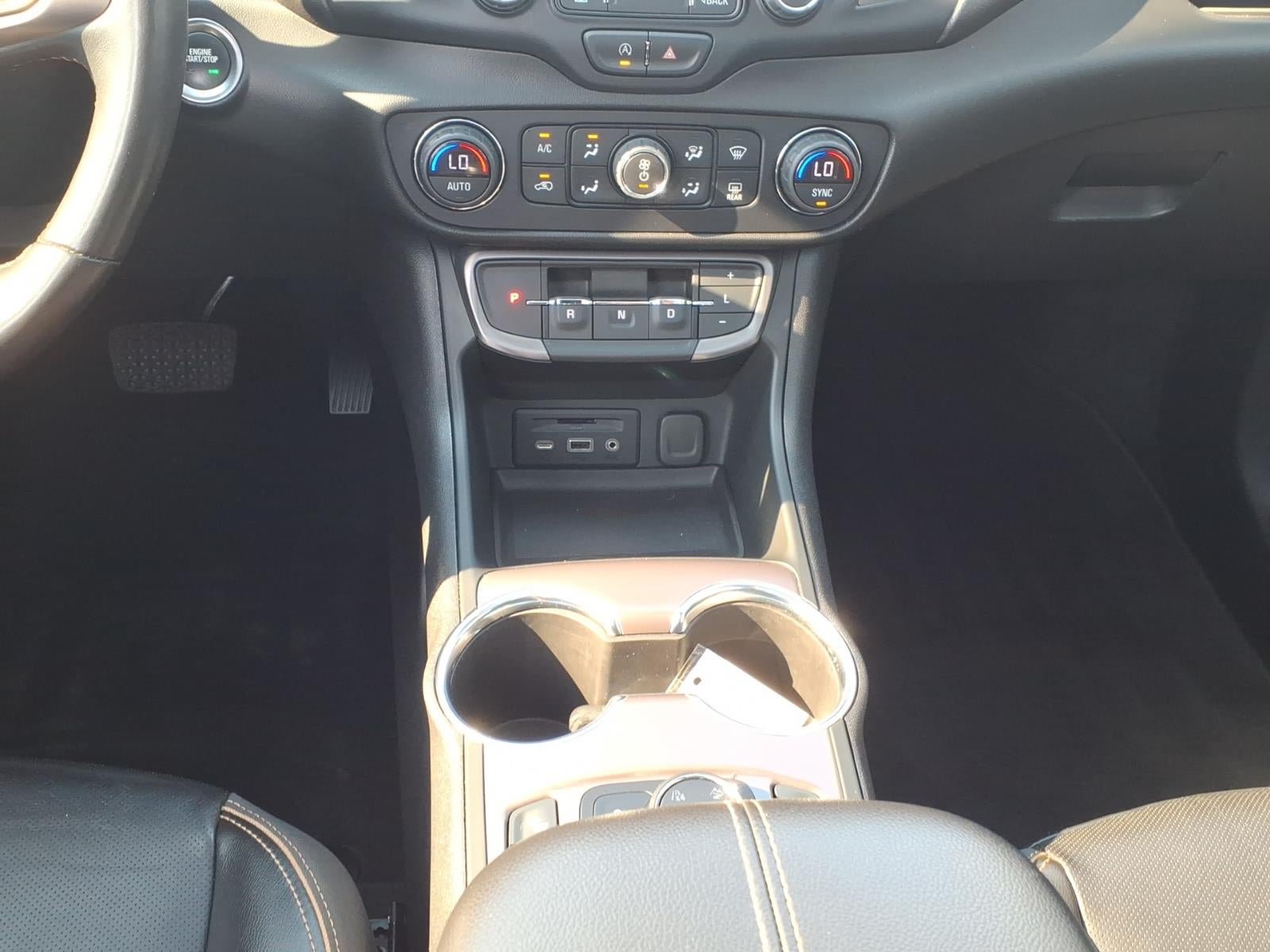 Certified 2022 GMC Terrain AT4 AWD/4WD image 11