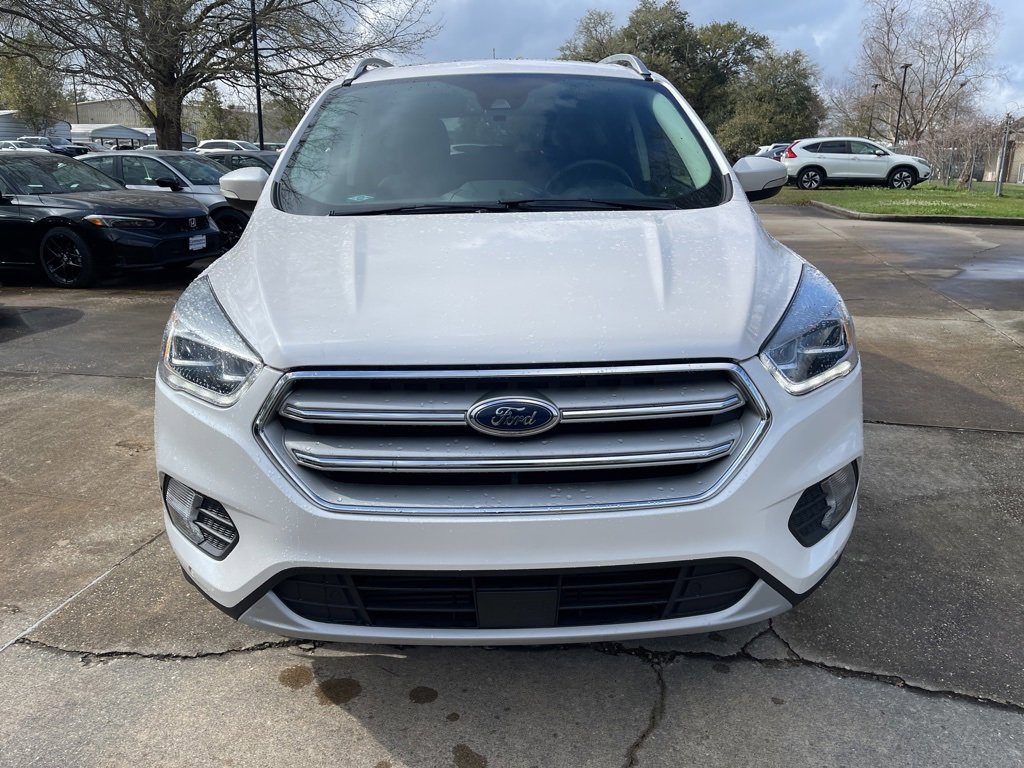 Used 2019 Ford Escape Titanium image 2