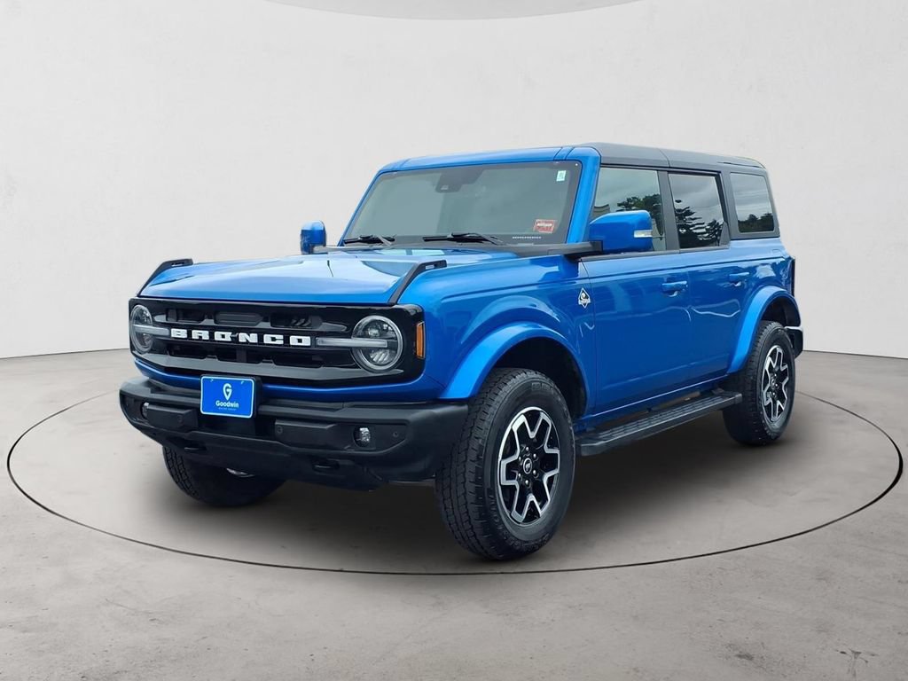 Used 2024 Ford Bronco Outer Banks AWD/4WD image 1