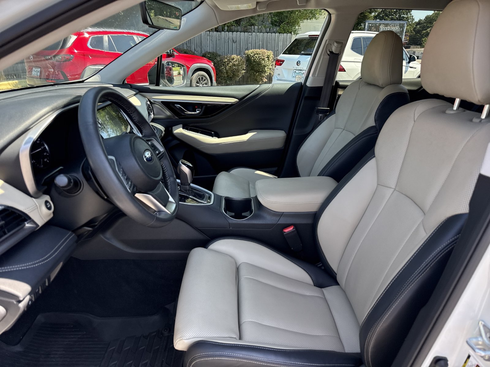 Used 2024 Subaru Outback Limited w/ Popular Package #2 AWD/4WD image 9