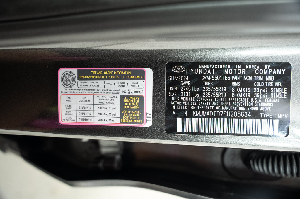 Used 2025 Genesis GV70 2.5T AWD/4WD image 40