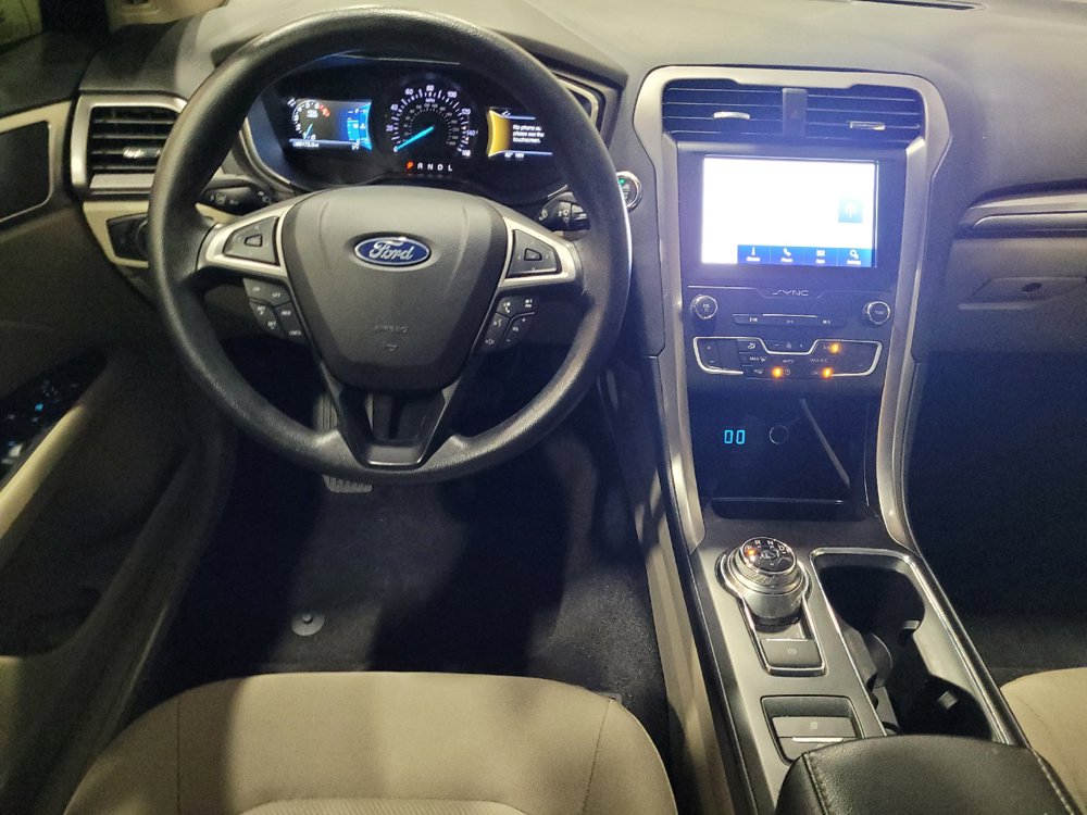 Used 2020 Ford Fusion SE w/ Fleet SE Value Package FWD image 22