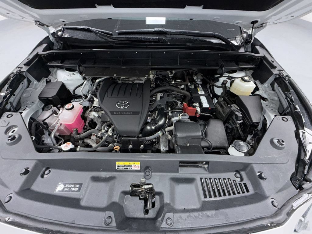 Used 2023 Toyota Highlander XLE AWD/4WD image 14