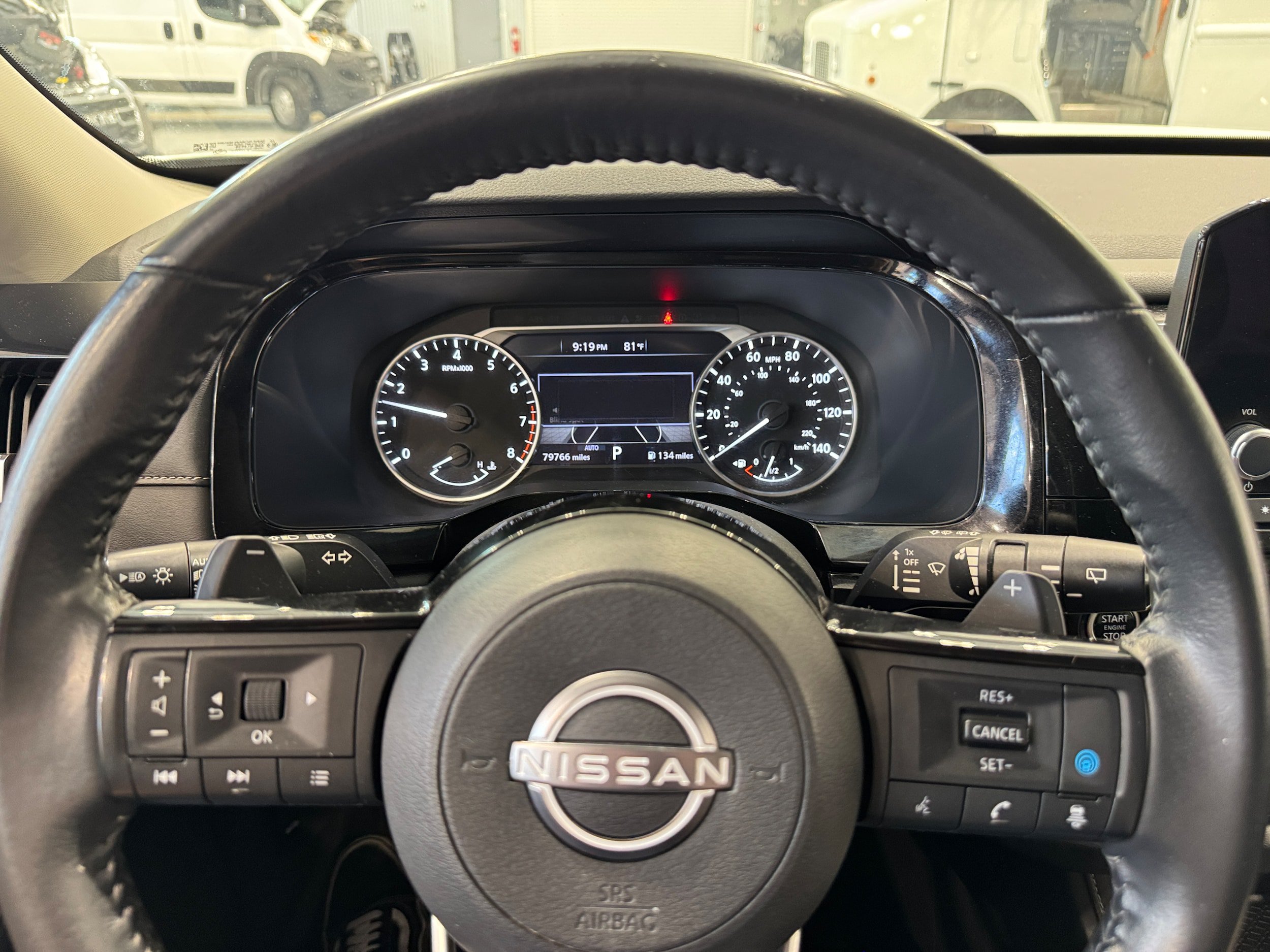 Used 2022 Nissan Pathfinder SV AWD/4WD image 17