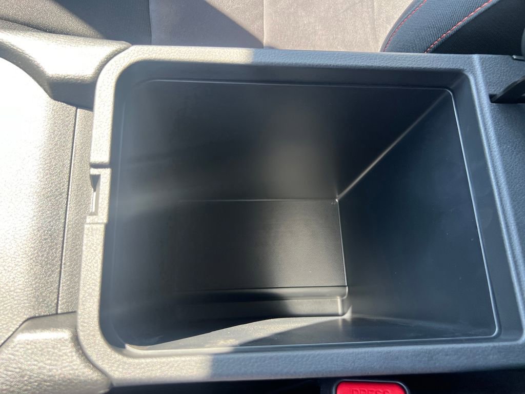 New 2025 Nissan Sentra SR w/ Trunk Package image 25