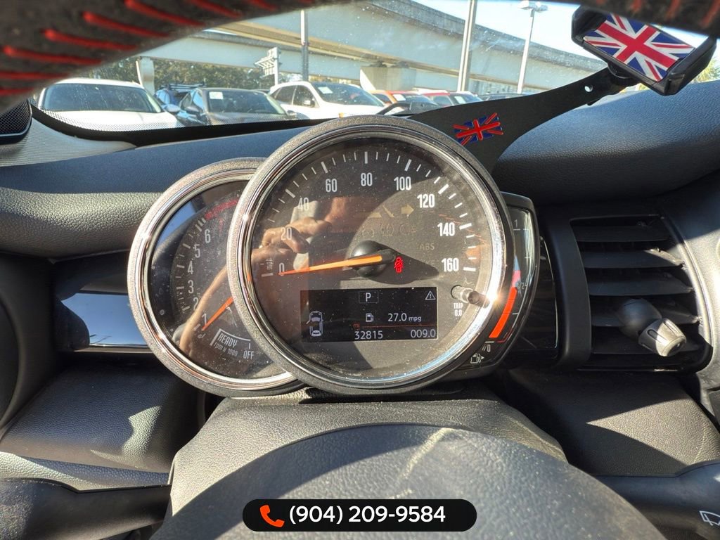 Used 2019 MINI Cooper S w/ Premium Package image 29
