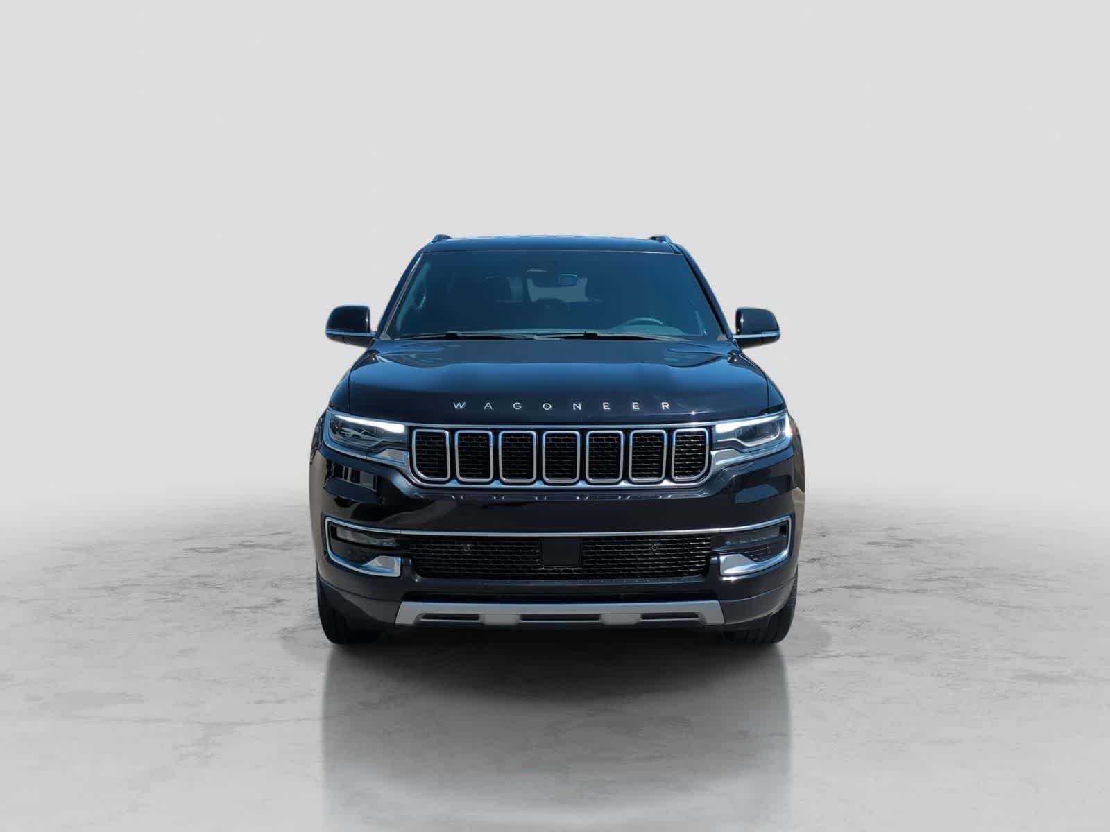 Used 2022 Jeep Wagoneer Series II AWD/4WD image 3
