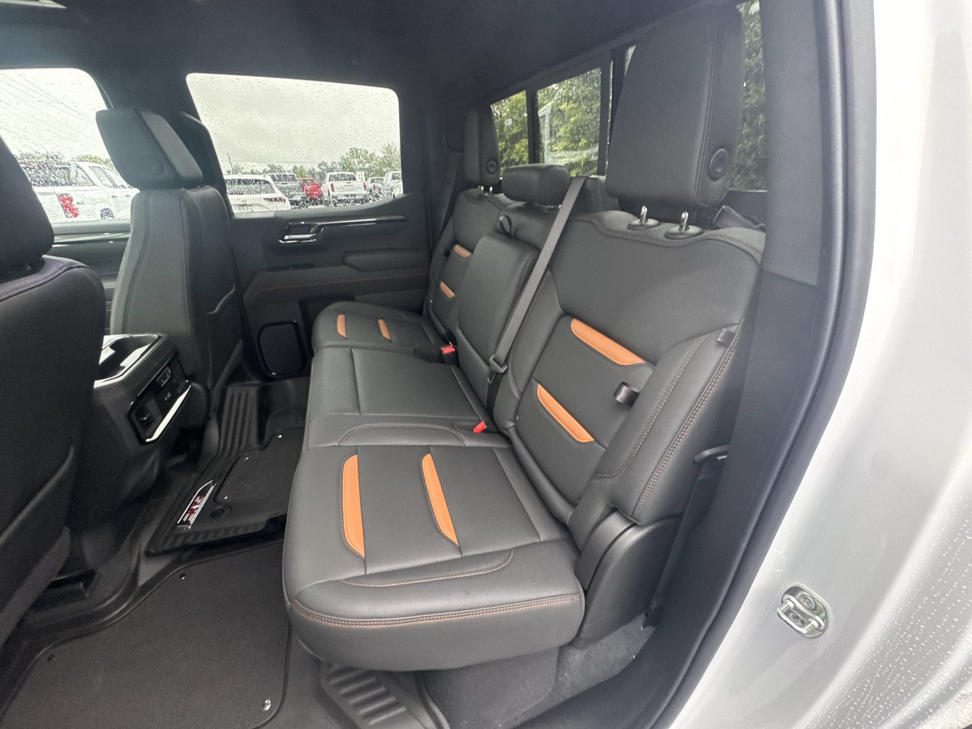 New 2026 GMC Sierra 1500 AT4 w/ AT4 Premium Package AWD/4WD image 25