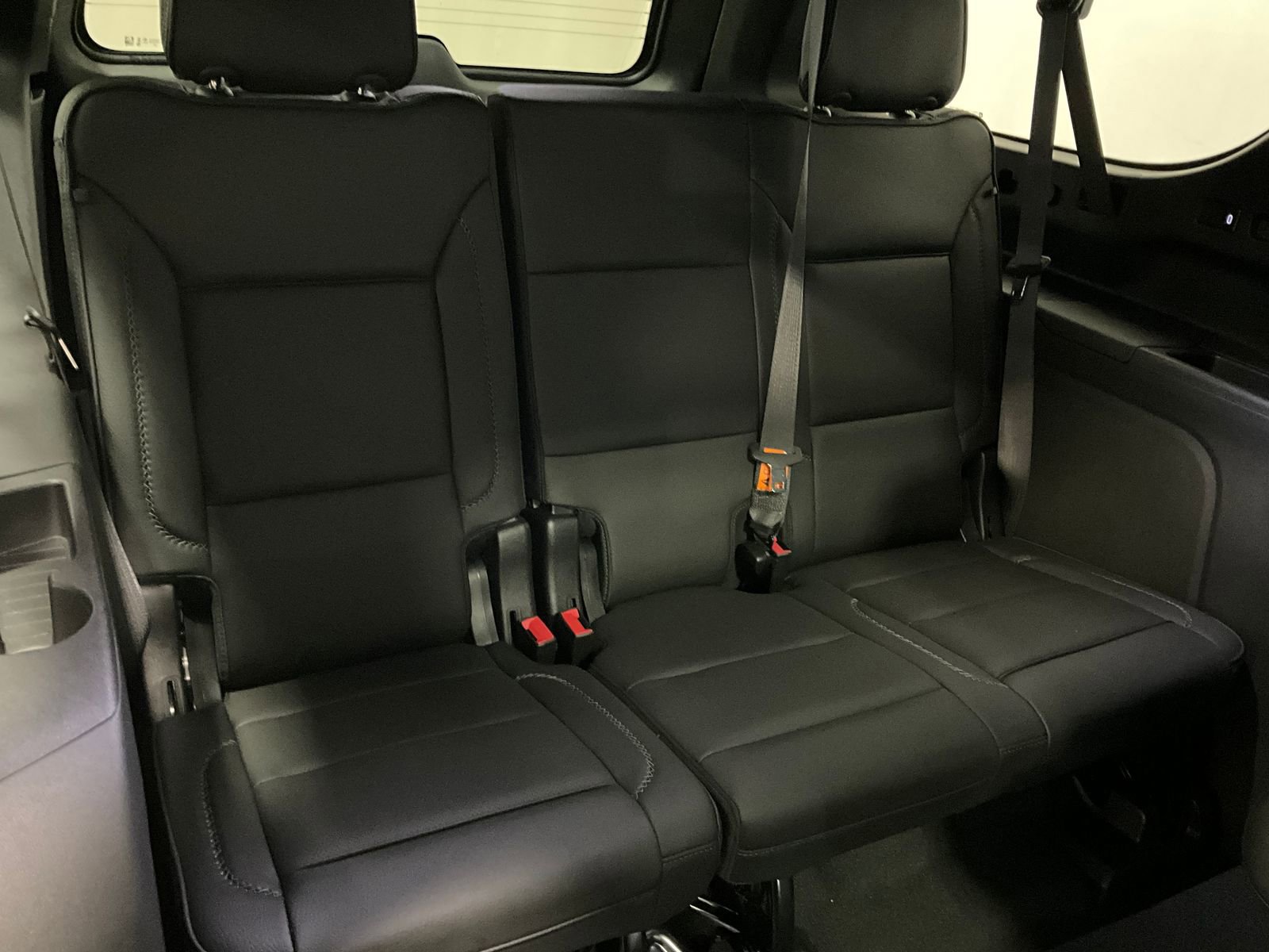 Used 2024 GMC Yukon XL Denali w/ Advanced Technology Package AWD/4WD image 25