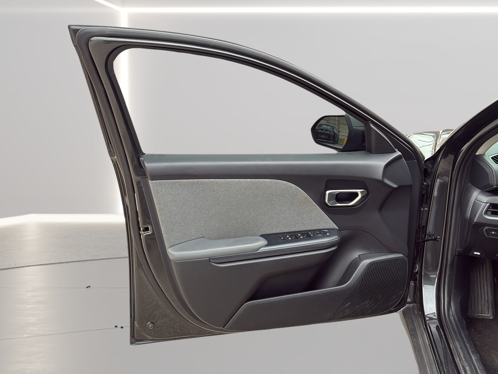 Certified 2025 Kia K4 EX FWD image 11