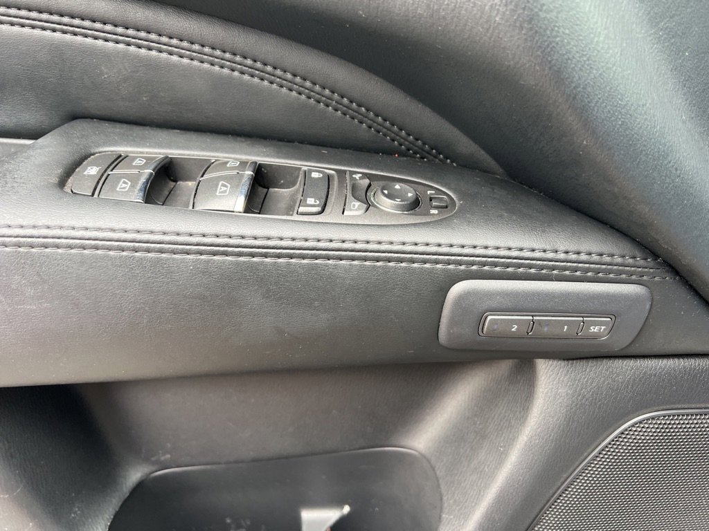 Used 2014 INFINITI QX60 Luxe w/ Premium Plus Package image 24