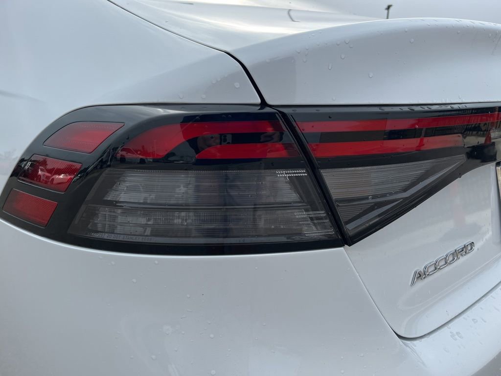 Certified 2023 Honda Accord Touring image 7