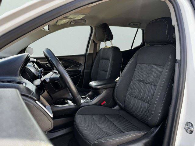 Used 2023 GMC Terrain SLE w/ Driver Convenience Package FWD image 24