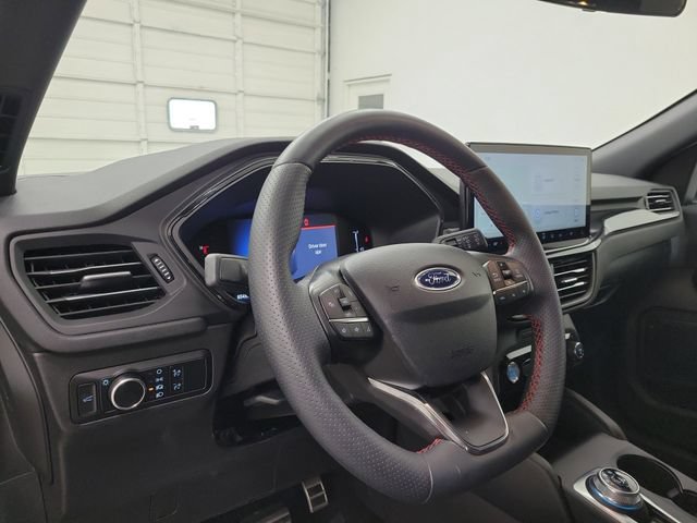 Used 2024 Ford Escape ST-Line w/ Tech Pack #1 AWD/4WD image 21